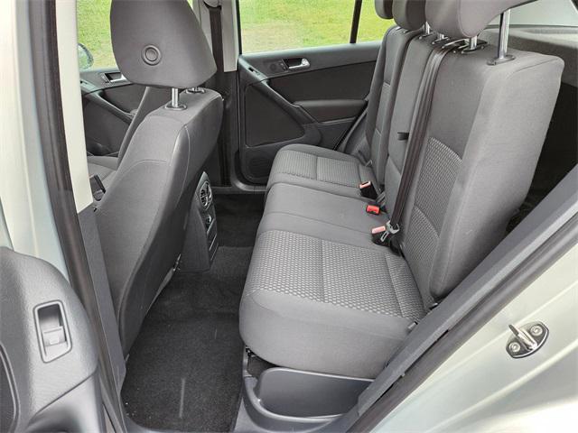 used 2011 Volkswagen Tiguan car