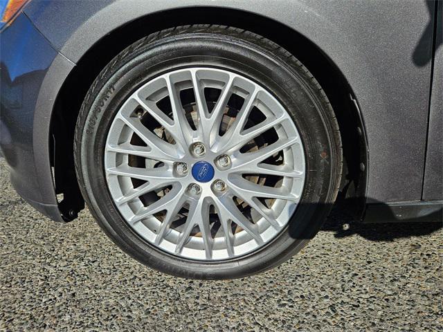 used 2012 Ford Focus car, priced at $5,995