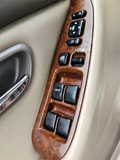 used 2003 Subaru Outback car, priced at $4,995