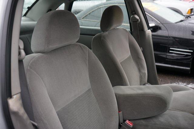 used 2007 Ford Taurus car, priced at $3,995