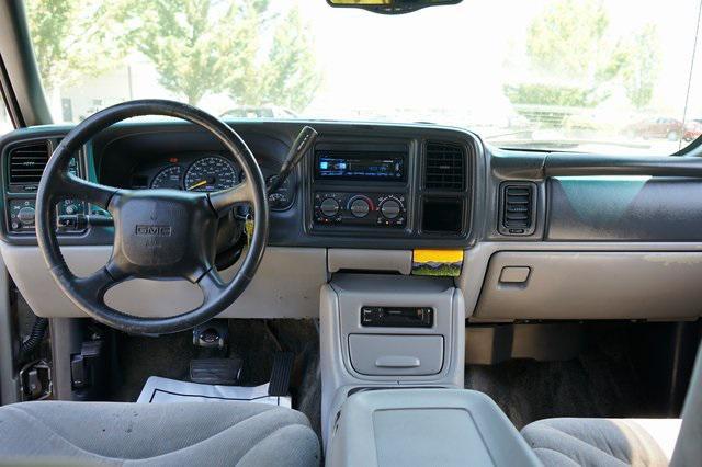 used 2001 GMC Yukon car, priced at $5,495