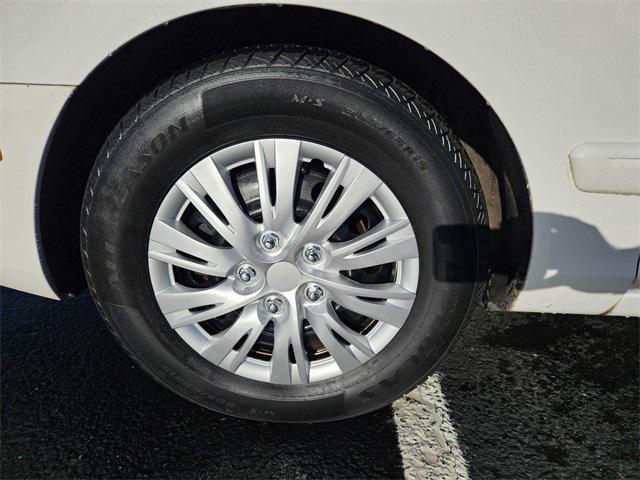 used 2003 Kia Optima car, priced at $4,995