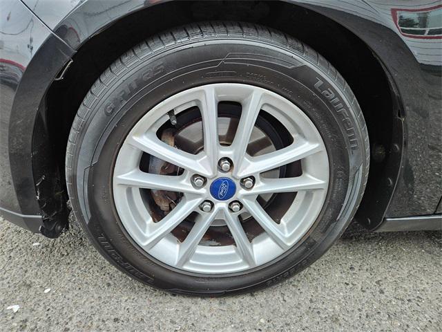 used 2015 Ford Focus car, priced at $9,777