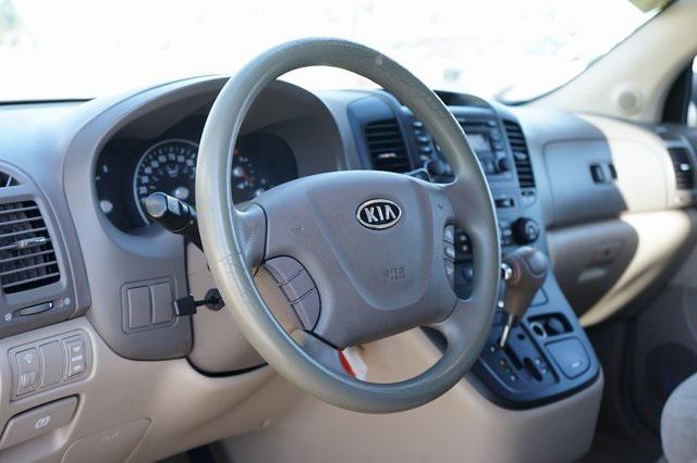 used 2007 Kia Sedona car, priced at $5,995