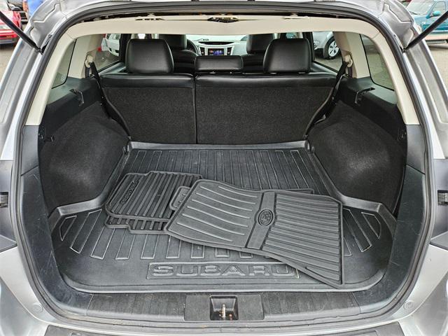 used 2010 Subaru Outback car, priced at $5,995