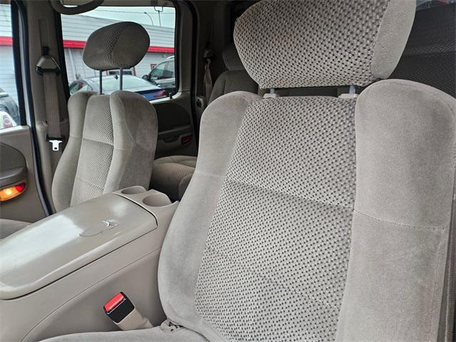 used 2001 Ford F-150 car, priced at $7,377