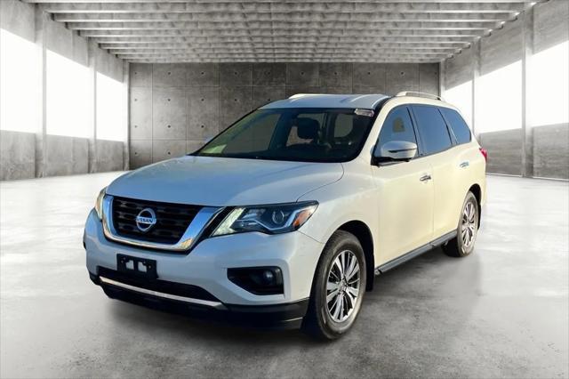 used 2018 Nissan Pathfinder car, priced at $10,499