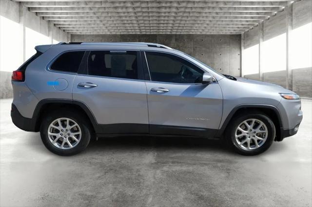 used 2018 Jeep Cherokee car, priced at $12,499