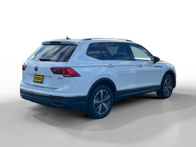 new 2024 Volkswagen Tiguan car, priced at $33,108