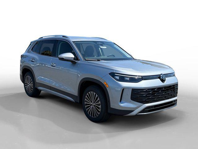 new 2025 Volkswagen Tiguan car, priced at $31,520