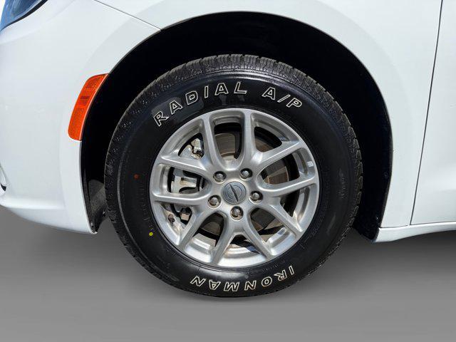 used 2023 Chrysler Pacifica car, priced at $22,391
