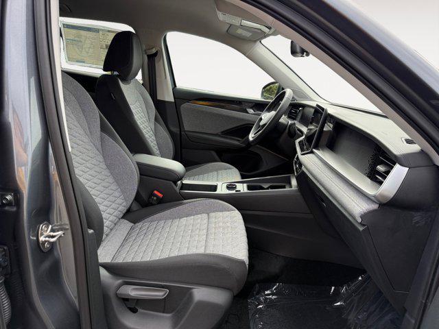 new 2025 Volkswagen Tiguan car, priced at $33,576