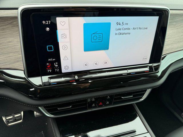 new 2025 Volkswagen Atlas car, priced at $57,394