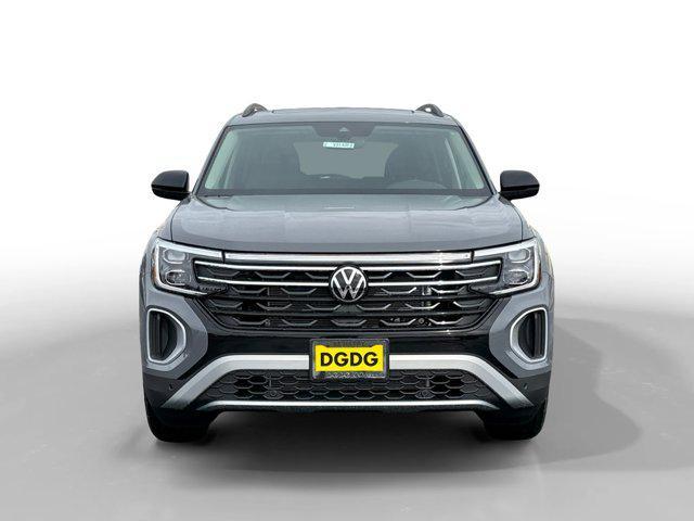 new 2025 Volkswagen Atlas car, priced at $48,358