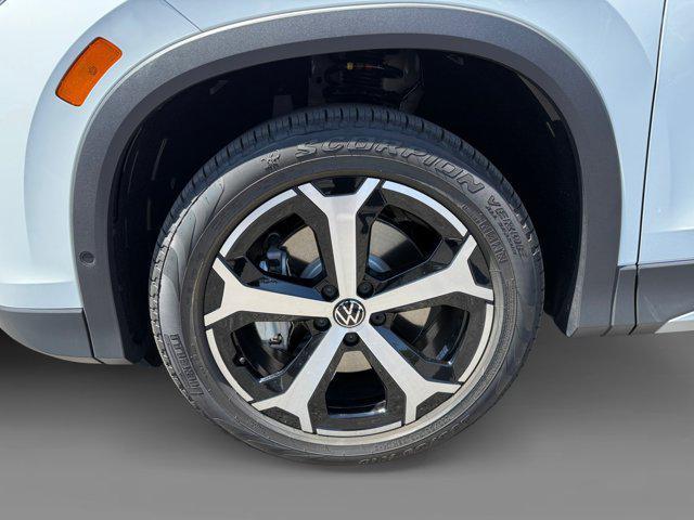 new 2025 Volkswagen Tiguan car, priced at $36,720