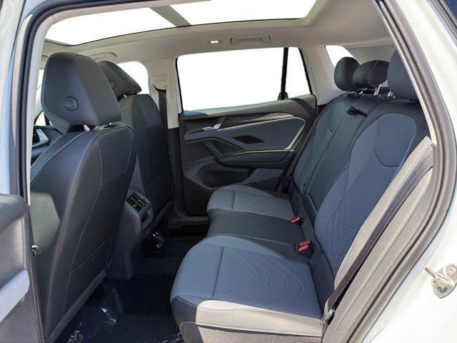 new 2025 Volkswagen Tiguan car, priced at $36,720