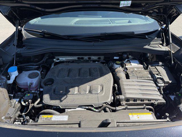 new 2025 Volkswagen Tiguan car, priced at $38,959
