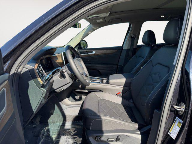 new 2025 Volkswagen Atlas car, priced at $48,982