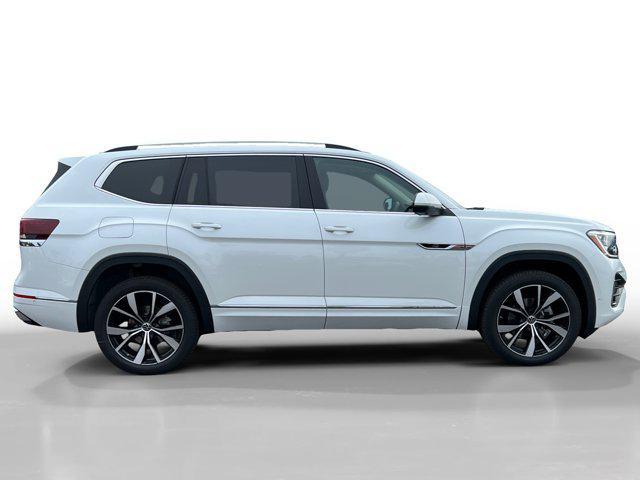 new 2025 Volkswagen Atlas car, priced at $57,164