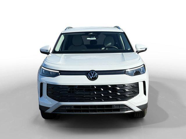 new 2025 Volkswagen Tiguan car, priced at $35,220