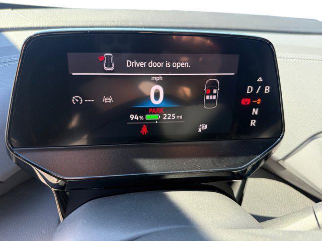 new 2025 Volkswagen ID.4 car, priced at $47,176