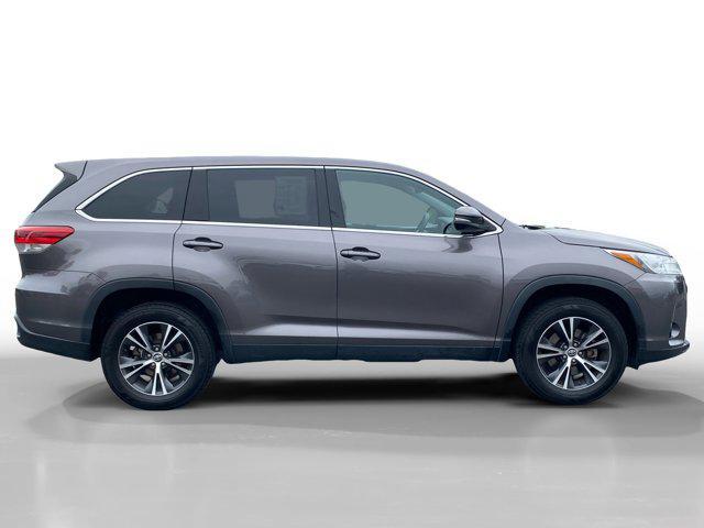 used 2019 Toyota Highlander car, priced at $24,605