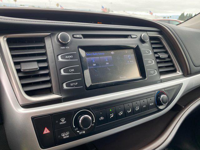 used 2019 Toyota Highlander car, priced at $24,605