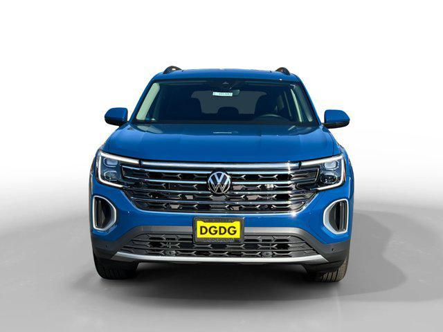 new 2025 Volkswagen Atlas car, priced at $46,018