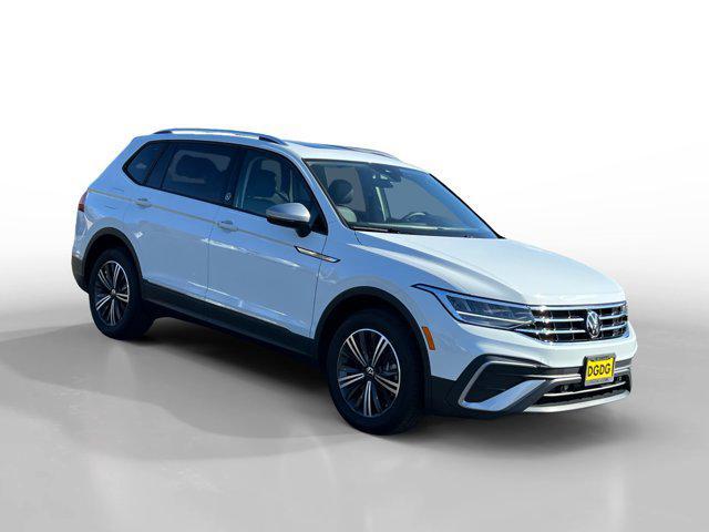 new 2024 Volkswagen Tiguan car, priced at $35,756