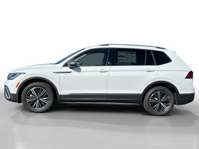 new 2024 Volkswagen Tiguan car, priced at $35,756