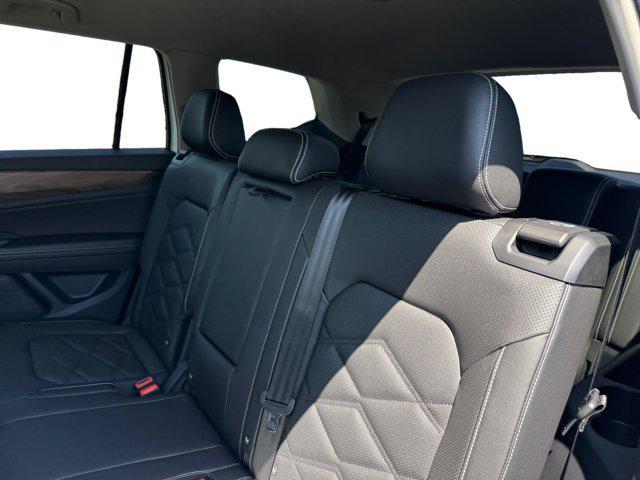 new 2025 Volkswagen Atlas car, priced at $40,204