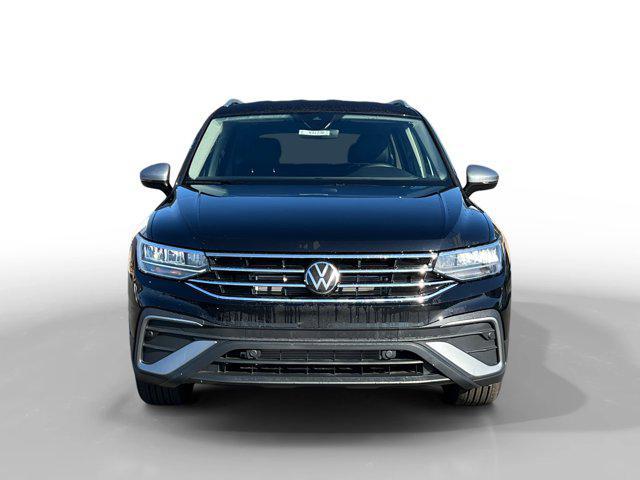 new 2024 Volkswagen Tiguan car, priced at $32,076