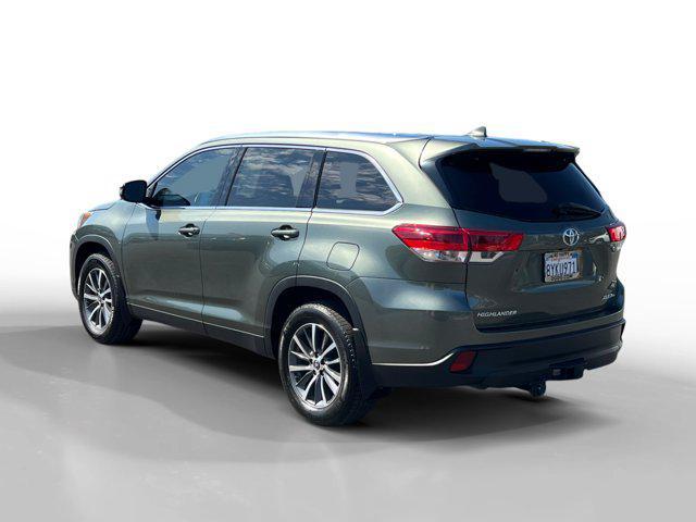 used 2019 Toyota Highlander car, priced at $26,990