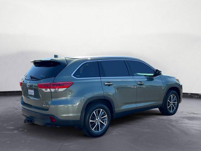 used 2019 Toyota Highlander car, priced at $26,990