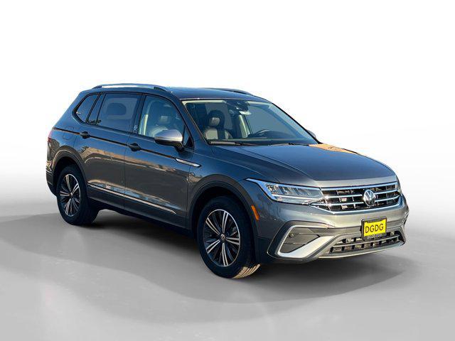 new 2024 Volkswagen Tiguan car, priced at $33,108