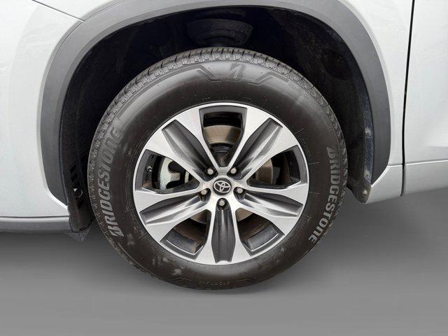 used 2023 Toyota Highlander car, priced at $33,821