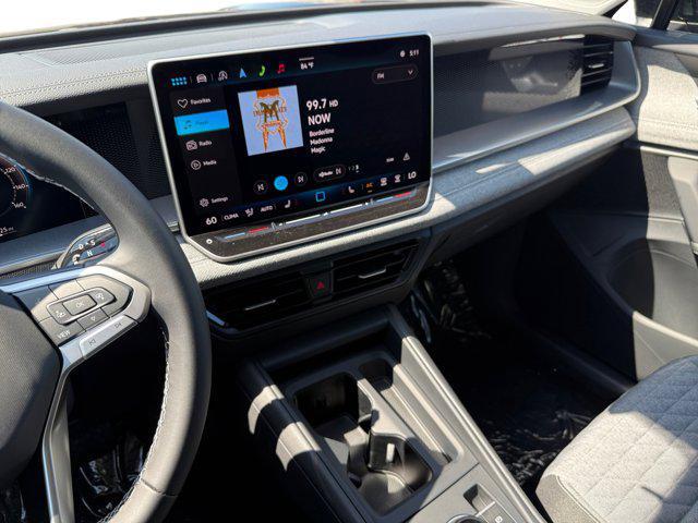 new 2025 Volkswagen Tiguan car, priced at $31,220