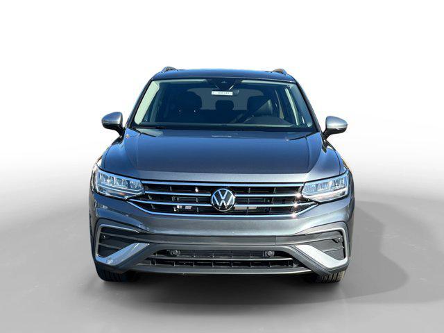 new 2024 Volkswagen Tiguan car, priced at $33,108