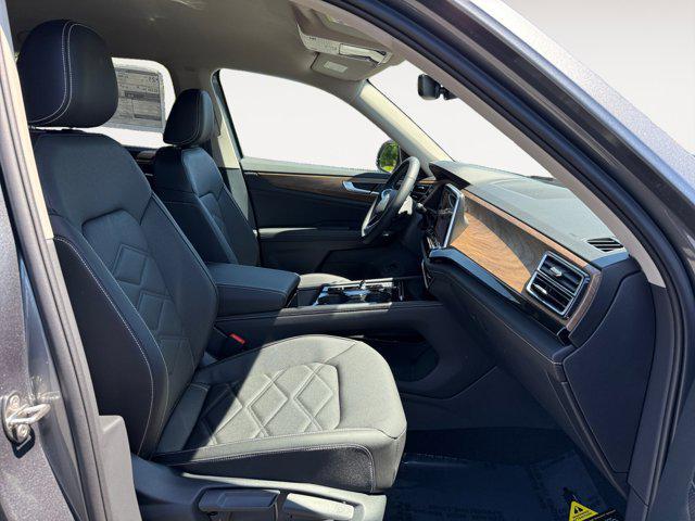 new 2025 Volkswagen Atlas car, priced at $46,955
