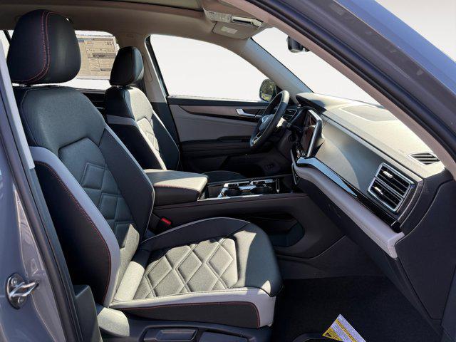 new 2025 Volkswagen Atlas car, priced at $49,514