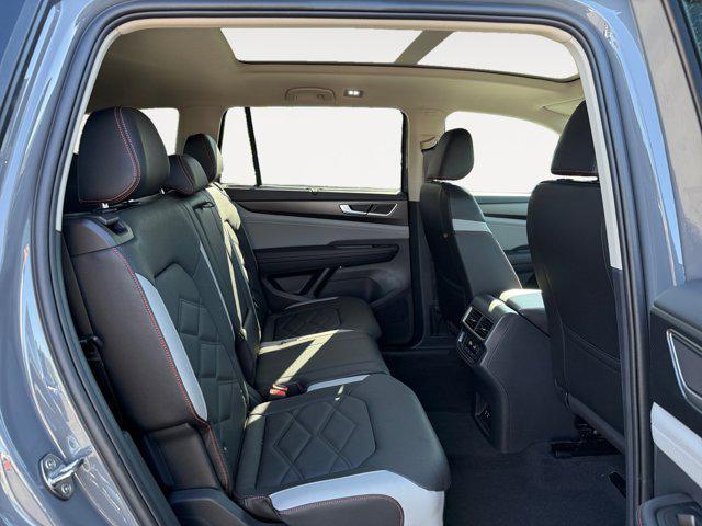 new 2025 Volkswagen Atlas car, priced at $49,514