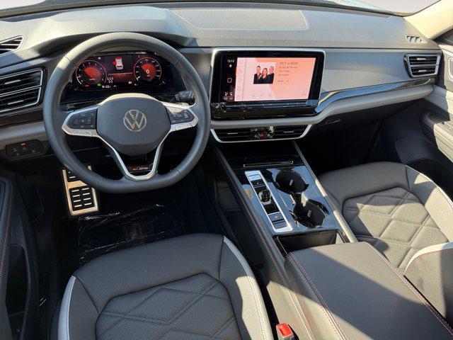 new 2025 Volkswagen Atlas car, priced at $49,514