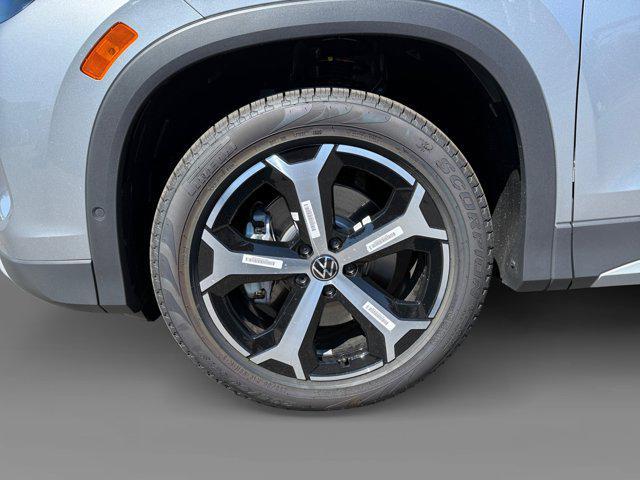 new 2025 Volkswagen Tiguan car, priced at $36,826