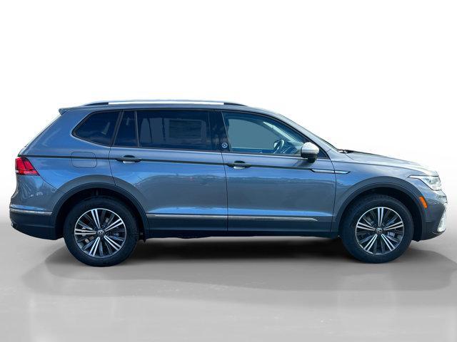 new 2024 Volkswagen Tiguan car, priced at $33,108