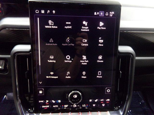 new 2025 GMC Yukon car, priced at $85,385