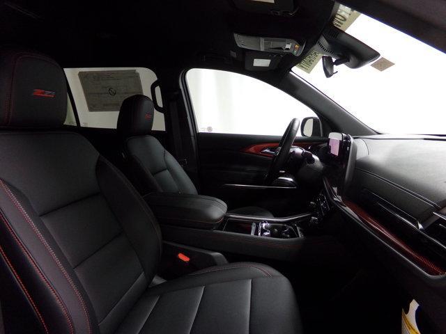 new 2025 Chevrolet Traverse car
