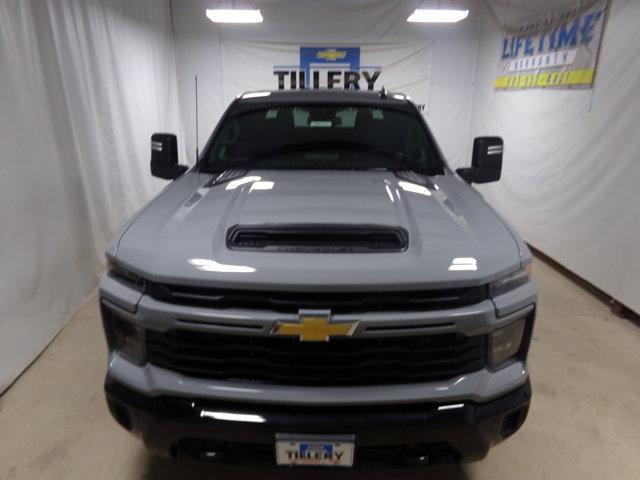 new 2025 Chevrolet Silverado 2500 car, priced at $57,650