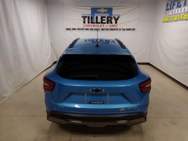 new 2025 Chevrolet Trax car, priced at $27,480