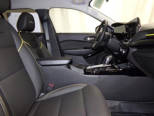 new 2025 Chevrolet Trax car, priced at $26,955