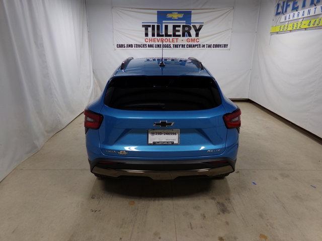 new 2025 Chevrolet Trax car, priced at $27,425